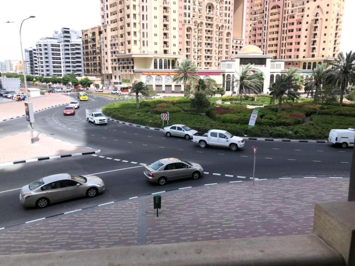 Chill In Your Pvt Jacuzzi Looking At The Burj K - 6048 Appartement Dubai Buitenkant foto